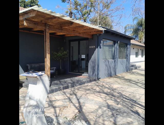 187M² OFFICE FOR SALE IN BO-DORP